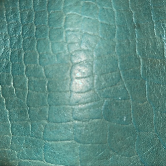 Michael Kors Luxury Leather Hamilton Sling Crossbody Bag in Turquoise & Gold - Picture 10 of 15